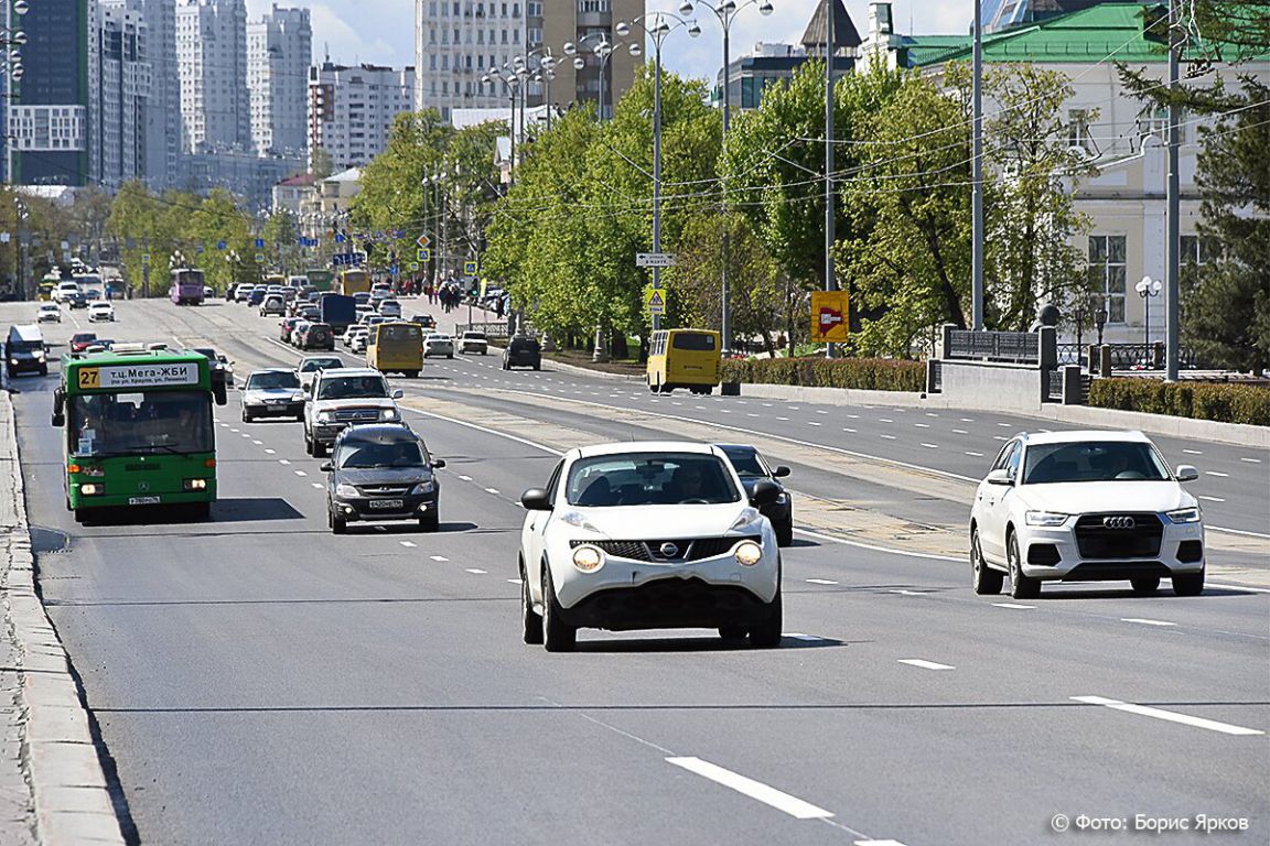 В Екатеринбурге запустили новую систему розыска автомобилей «Паутина» -  «Уральский рабочий»